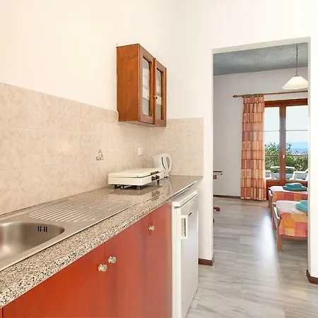 Aparthotel Demetris *